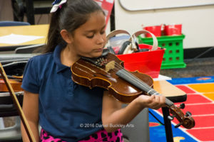 girl-violin_dsc8929-sw-dba